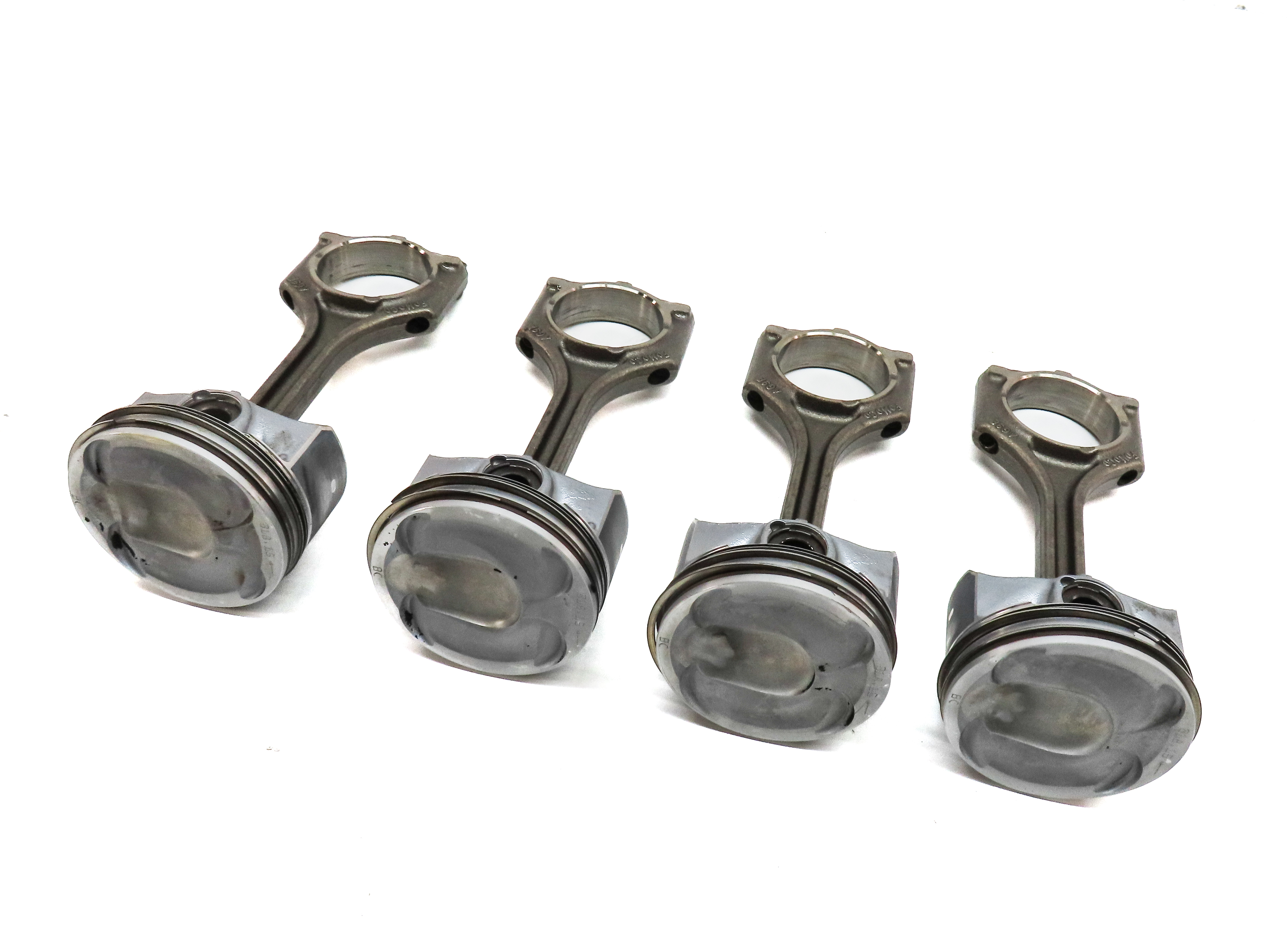 2016 LAND DISCOVERY SPORT (L550) 2.0L TURBO ENGINE PISTON & CONNECTING ROD SET 4 — exact item pictured